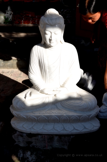 Carved marble Buddha statue in Sagyin ...